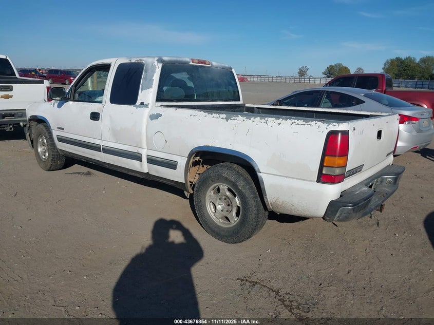 2GCEC19V8Y1104494 2000 CHEVROLET SILVERADO photo no. 3