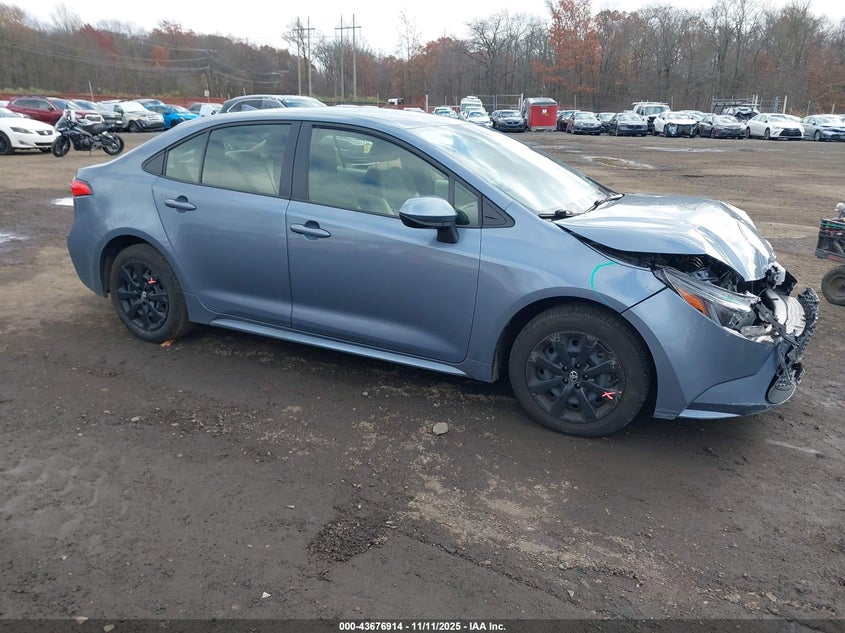2022 TOYOTA COROLLA LE - JTDEPMAE2N3005743
