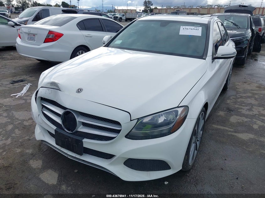 55SWF4JB9JU245820 2018 MERCEDES-BENZ C-KLASSE photo no. 2