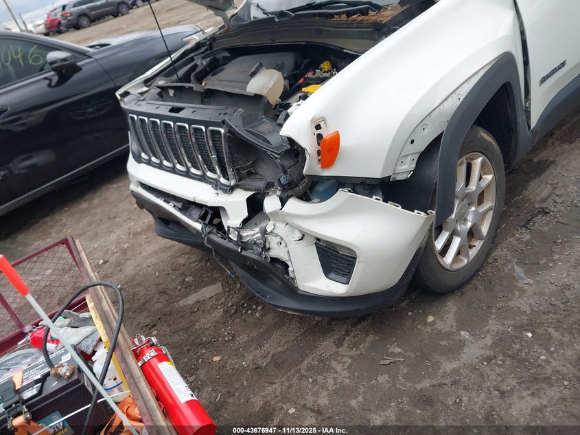 2021 Jeep Renegade Latitude 4X4 VIN: ZACNJDBB0MPM45716 Lot: 43676947
