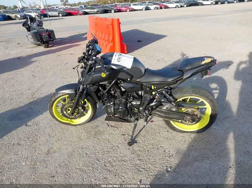 2018 Yamaha Mt07 VIN: JYARM27E3JA000820 Lot: 43676967