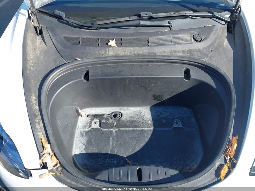 2020 Tesla Model 3 Long Range Dual Motor All-Wheel Drive VIN: 5YJ3E1EBXLF637482 Lot: 43677042