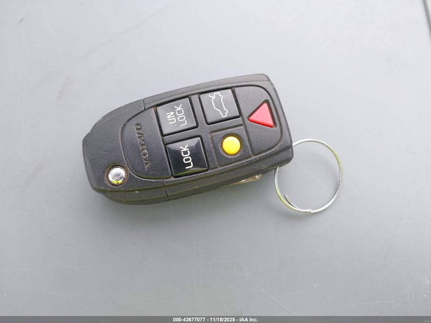 2004 Volvo S60 2.5T VIN: YV1RS59V742405371 Lot: 43677077