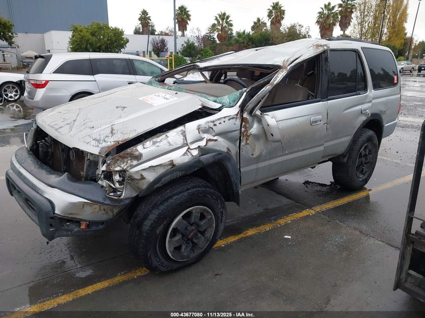JT3HN86R6Y0286462 2000 TOYOTA 4RUNNER photo no. 2
