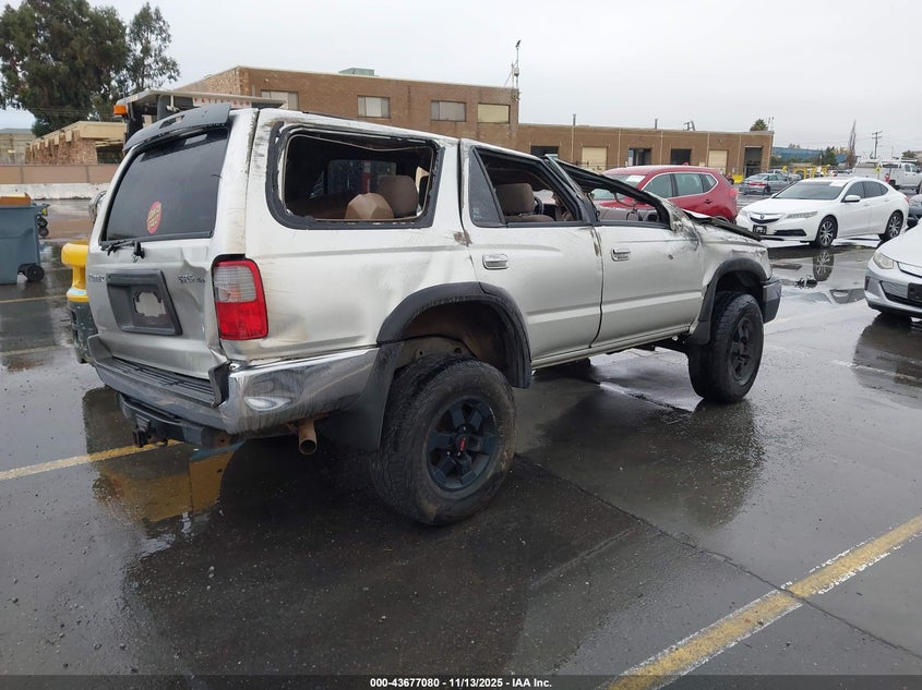 JT3HN86R6Y0286462 2000 TOYOTA 4RUNNER photo no. 4