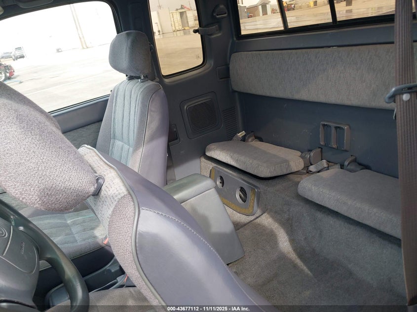 4TAVL52N8WZ094857 1998 TOYOTA TACOMA photo no. 8