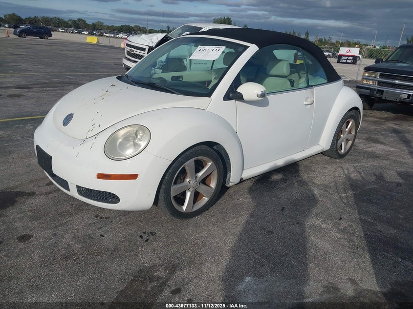 3VWFF31Y27M420085 2007 VOLKSWAGEN BEETLE photo no. 2