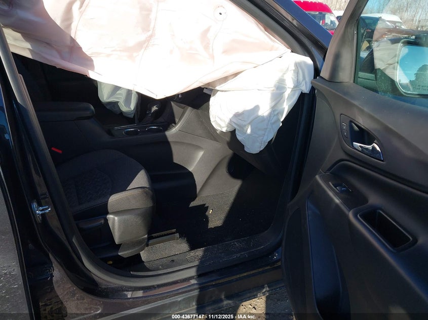 3GNAXUEVXNS242460 2022 CHEVROLET EQUINOX photo no. 5