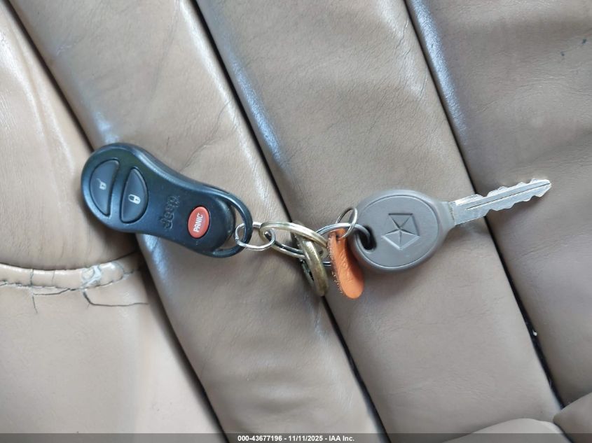 2000 Jeep Grand Cherokee Limited VIN: 1J4GW58N3YC122365 Lot: 43677196