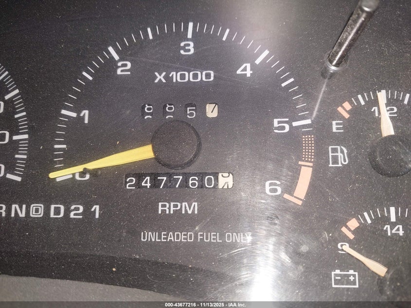 1996 Chevrolet Blazer VIN: 1GNDT13WXT2108852 Lot: 43677216