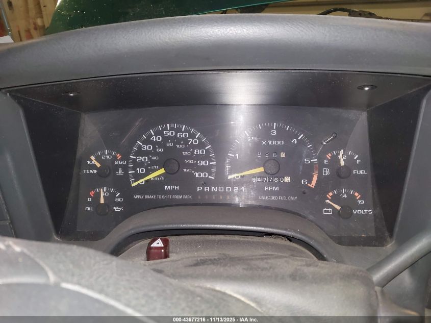 1996 Chevrolet Blazer VIN: 1GNDT13WXT2108852 Lot: 43677216