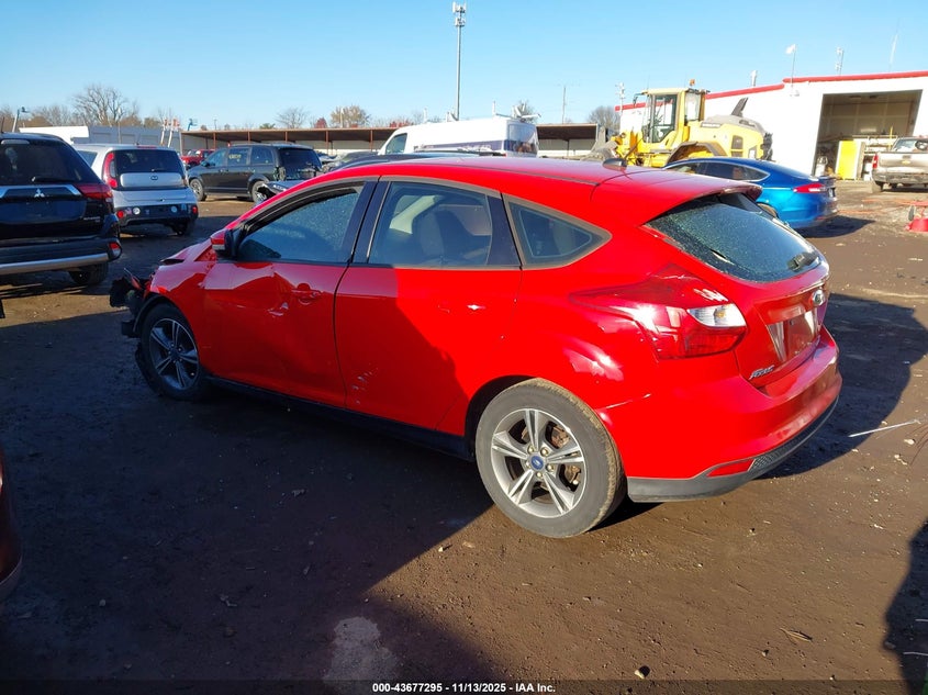 2015 FORD FOCUS SE - 1FADP3K2XFL277166