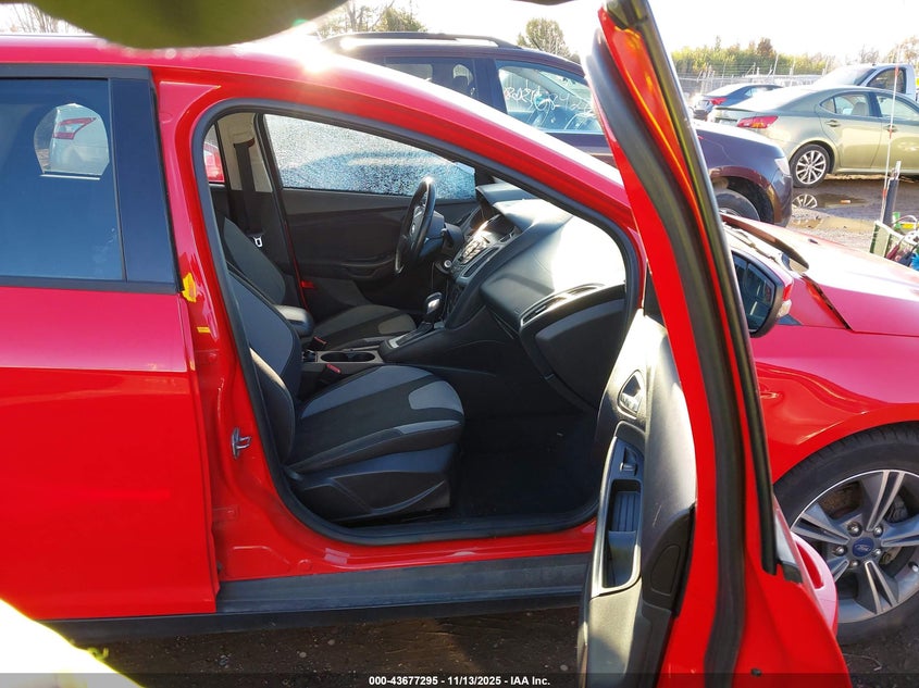 2015 FORD FOCUS SE - 1FADP3K2XFL277166