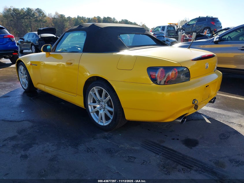 JHMAP21435S007998 2005 HONDA S2000 photo no. 3