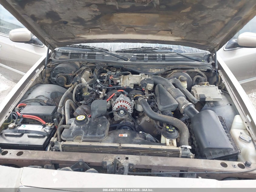 2005 Mercury Grand Marquis VIN: 2MHFM75W35X647751 Lot: 43677324