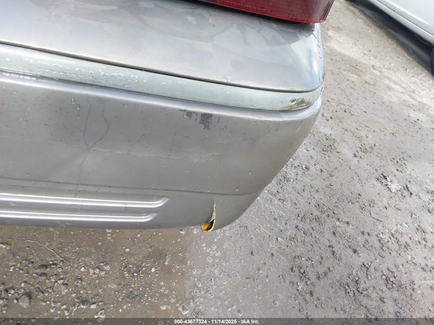 2005 Mercury Grand Marquis VIN: 2MHFM75W35X647751 Lot: 43677324