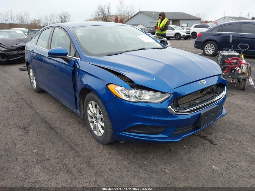 FORD FUSION S