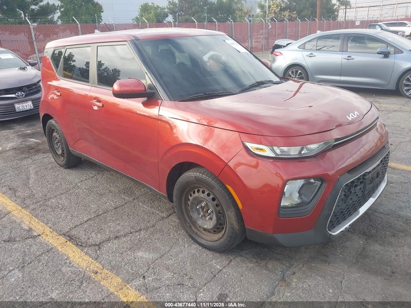 2022 KIA SOUL LX - KNDJ23AUXN7813393