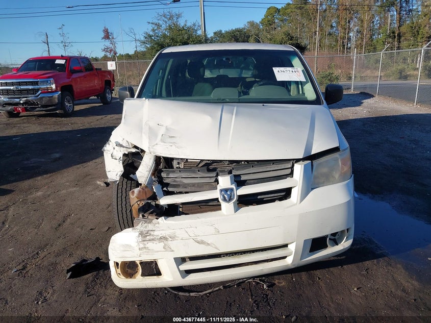 2010 Dodge Grand Caravan Se VIN: 2D4RN4DEXAR135194 Lot: 43677445