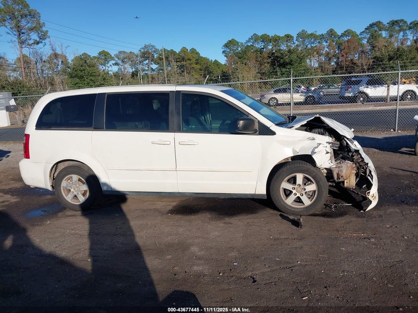 2010 Dodge Grand Caravan Se VIN: 2D4RN4DEXAR135194 Lot: 43677445