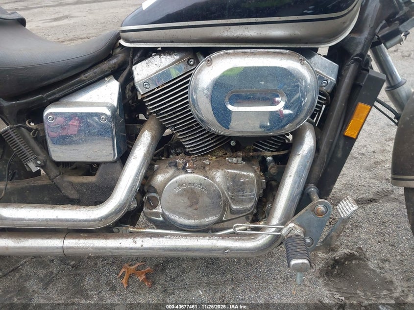 2002 Honda Vt750 Dc VIN: JH2RC44062M614683 Lot: 43677461