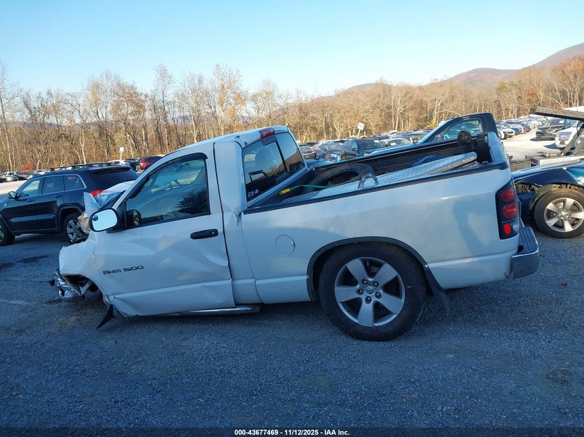 2005 Dodge Ram 1500 Slt/Laramie VIN: 1D7HU16D15J503812 Lot: 43677469