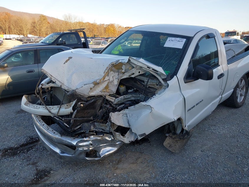2005 Dodge Ram 1500 Slt/Laramie VIN: 1D7HU16D15J503812 Lot: 43677469