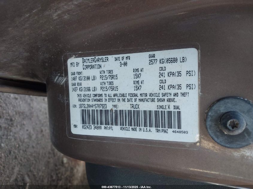 2000 Dodge Dakota Slt/Sport VIN: 1B7GL2AN4YS707923 Lot: 43677513