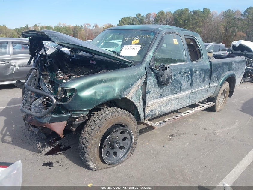 5TBRT3815YS039973 2000 TOYOTA TUNDRA photo no. 2