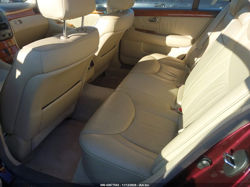 JTHBN36F255028799 2005 LEXUS LS photo no. 8
