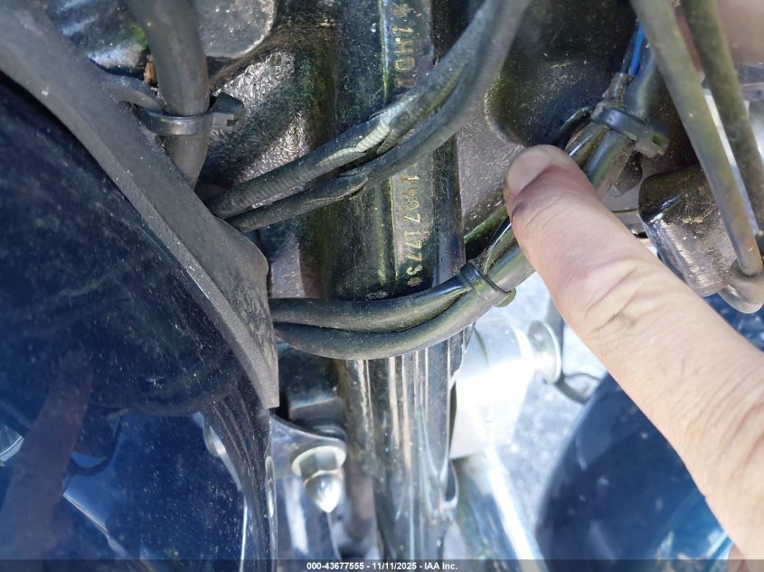 2001 Harley-Davidson Flstc VIN: 1HD1BJY181Y071773 Lot: 43677555