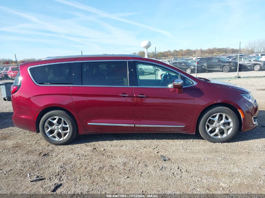 2017 Chrysler Pacifica Limited VIN: 2C4RC1GG3HR525921 Lot: 43677583