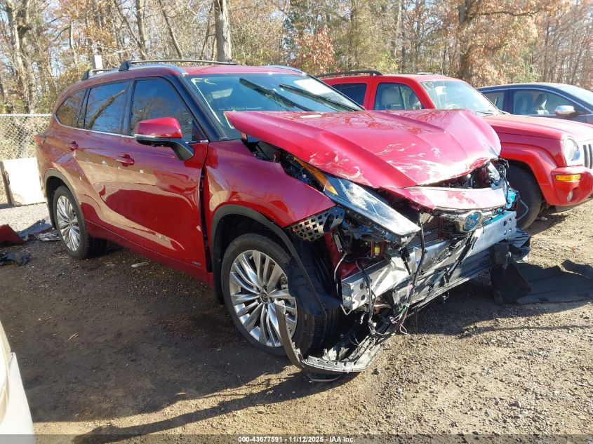 TOYOTA HIGHLANDER HYBRID PLATINUM
