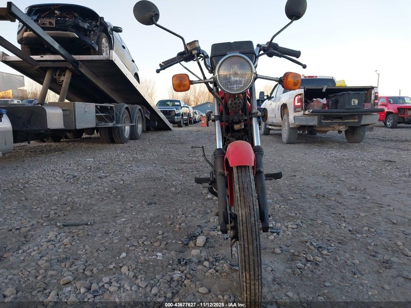 JH2AC0107CK001060 1982 HONDA  photo no. 5
