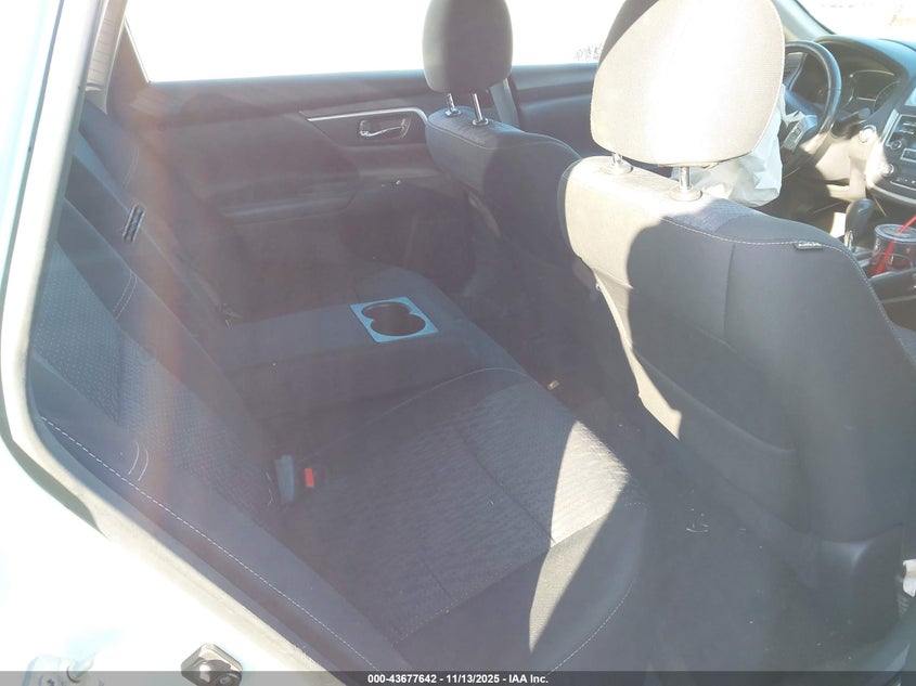 1N4AL3AP2GC117568 2016 NISSAN ALTIMA photo no. 8