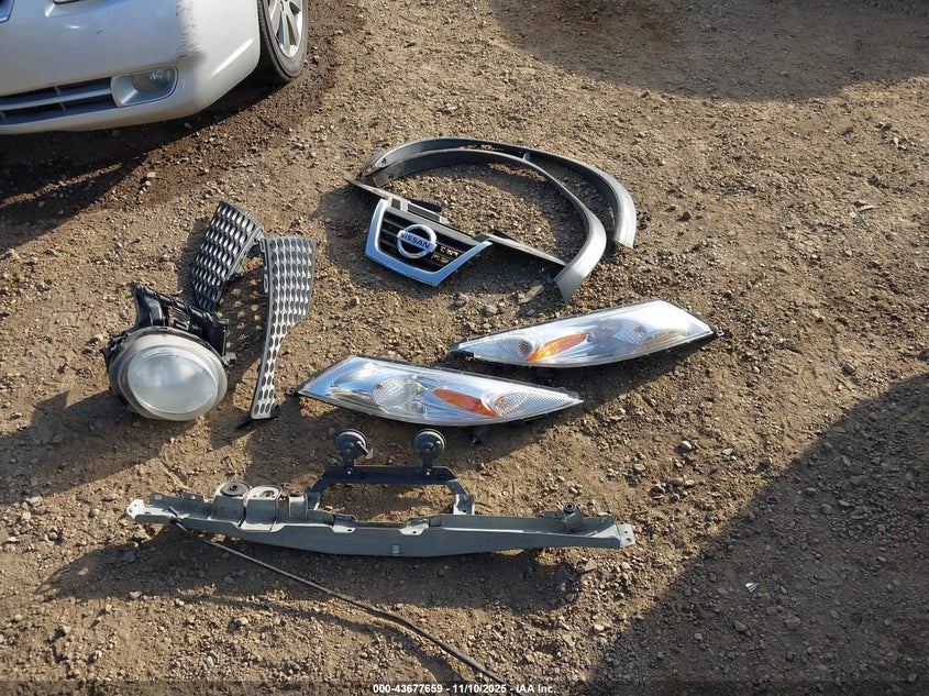 2014 NISSAN JUKE SV - JN8AF5MR9ET360225