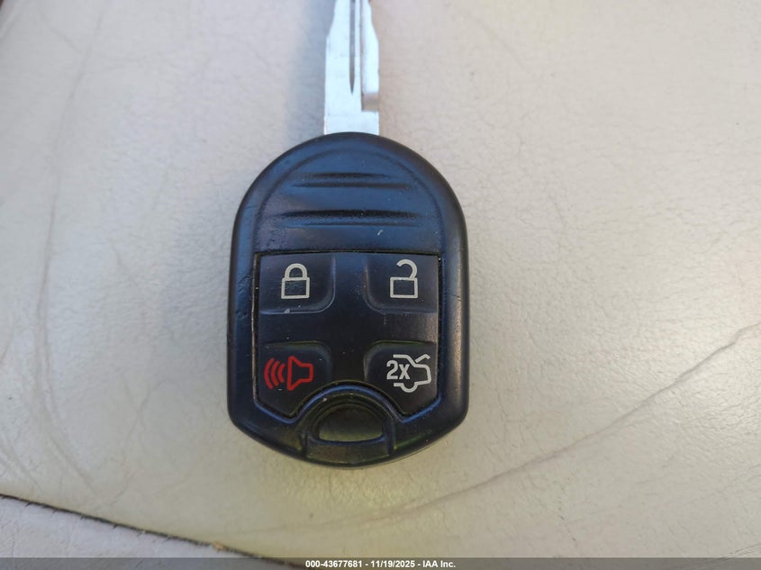 2007 Lincoln Mkz VIN: 3LNHM26T57R636648 Lot: 43677681