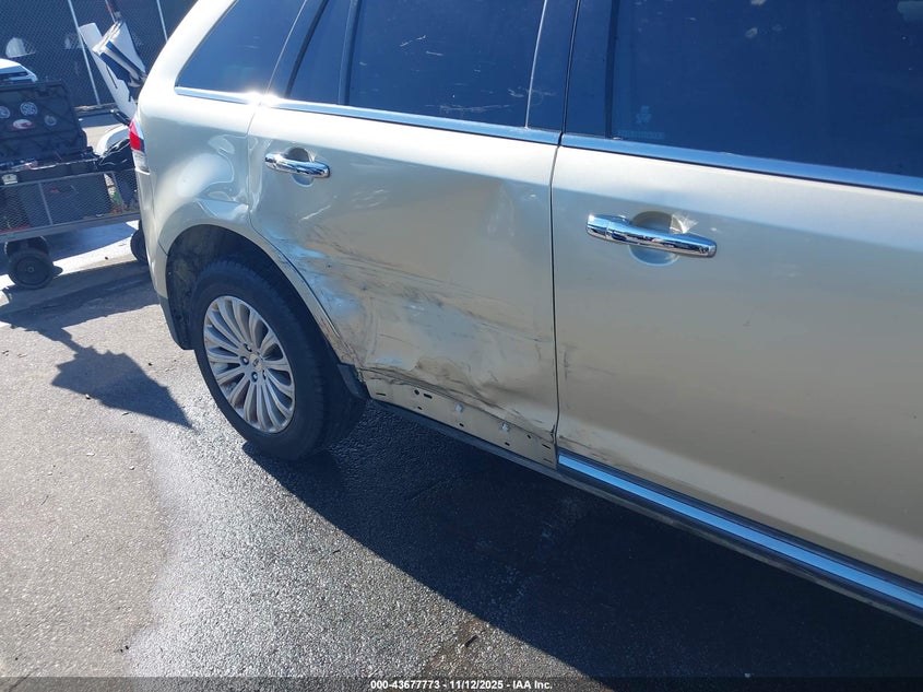 2011 Lincoln Mkx VIN: 2LMDJ6JK0BBJ07844 Lot: 43677773