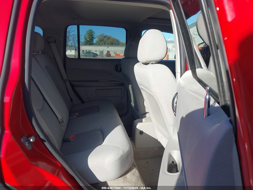 2008 Chevrolet Hhr Lt VIN: 3GNCA53P38S713339 Lot: 43677854