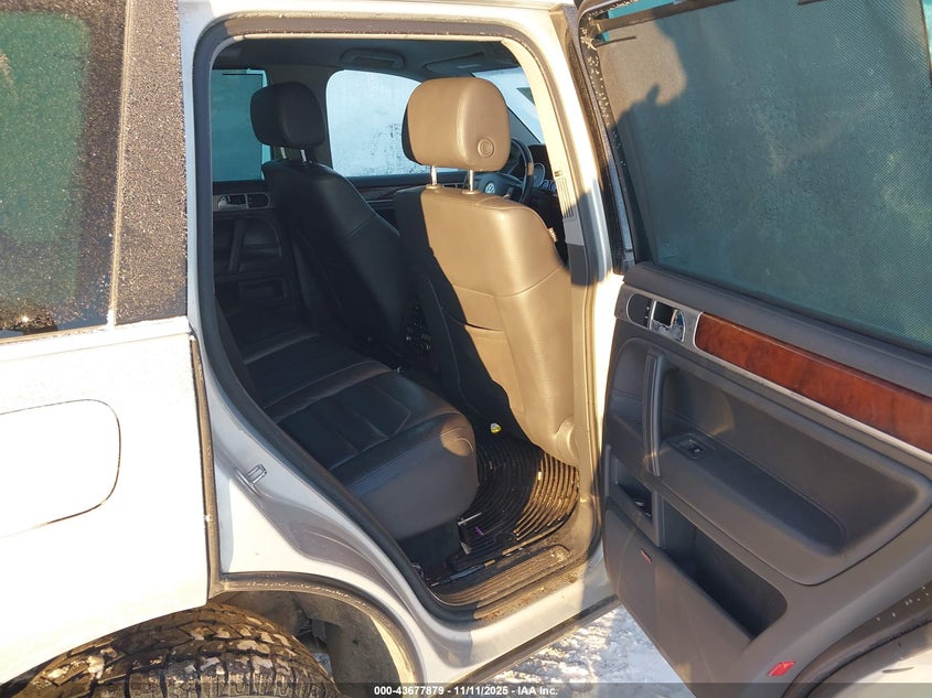 2008 Volkswagen Touareg 2 V8 Fsi VIN: WVGCB77L58D053552 Lot: 43677879