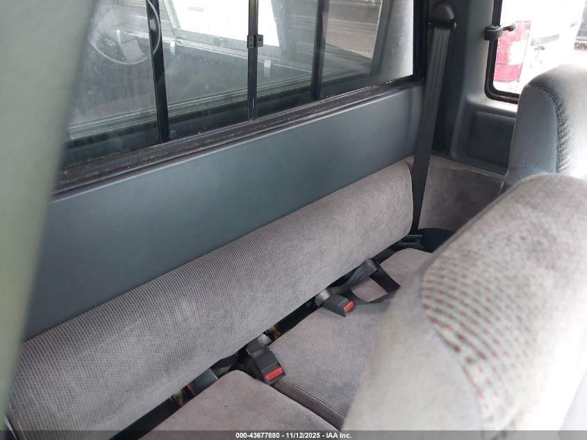 1992 Dodge Dakota VIN: 1B7GG23Y1NS526933 Lot: 43677880