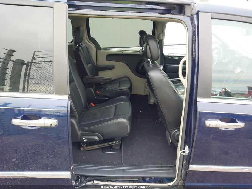 2016 Chrysler Town & Country Touring VIN: 2C4RC1BG8GR188474 Lot: 43677899