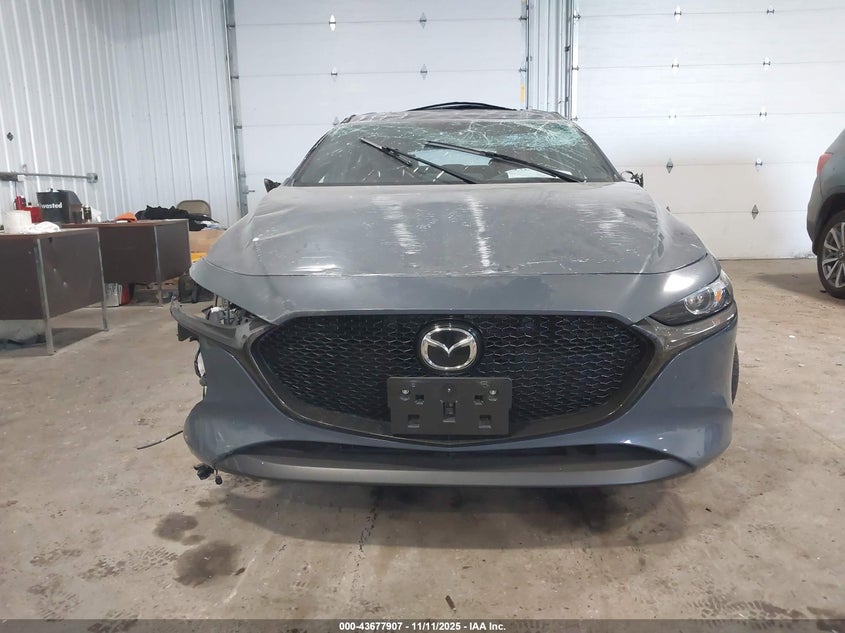 2023 Mazda Mazda3 2.5 S Carbon Edition VIN: JM1BPALM6P1602690 Lot: 43677907