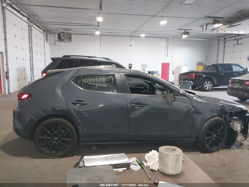 2023 Mazda Mazda3 2.5 S Carbon Edition VIN: JM1BPALM6P1602690 Lot: 43677907