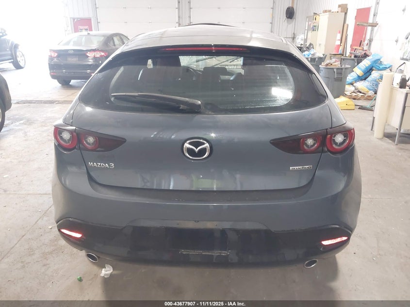 2023 Mazda Mazda3 2.5 S Carbon Edition VIN: JM1BPALM6P1602690 Lot: 43677907