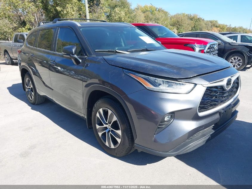 TOYOTA HIGHLANDER XLE