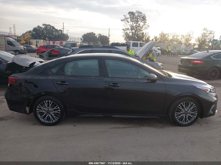 2024 Kia Forte Gt-Line VIN: 3KPF54AD7RE786730 Lot: 43677957