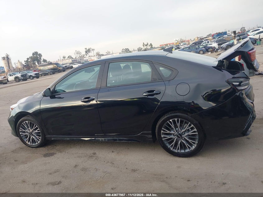 2024 Kia Forte Gt-Line VIN: 3KPF54AD7RE786730 Lot: 43677957