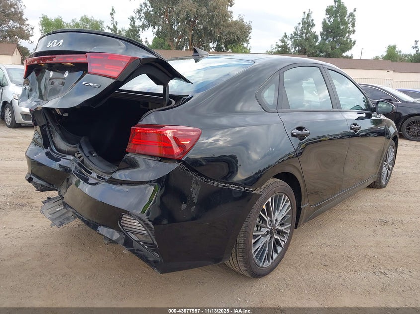 2024 Kia Forte Gt-Line