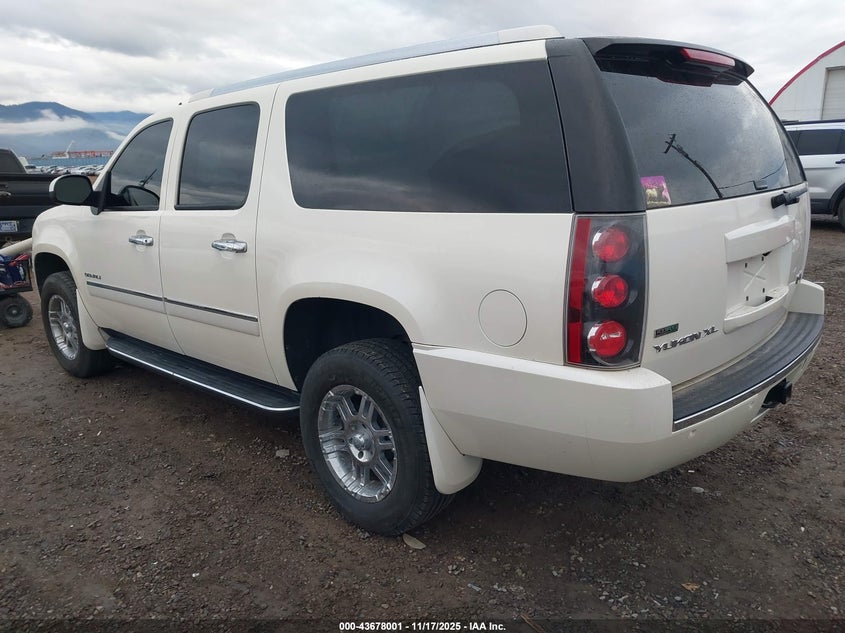 1GKUKMEF2AR134011 2010 GMC YUKON photo no. 3